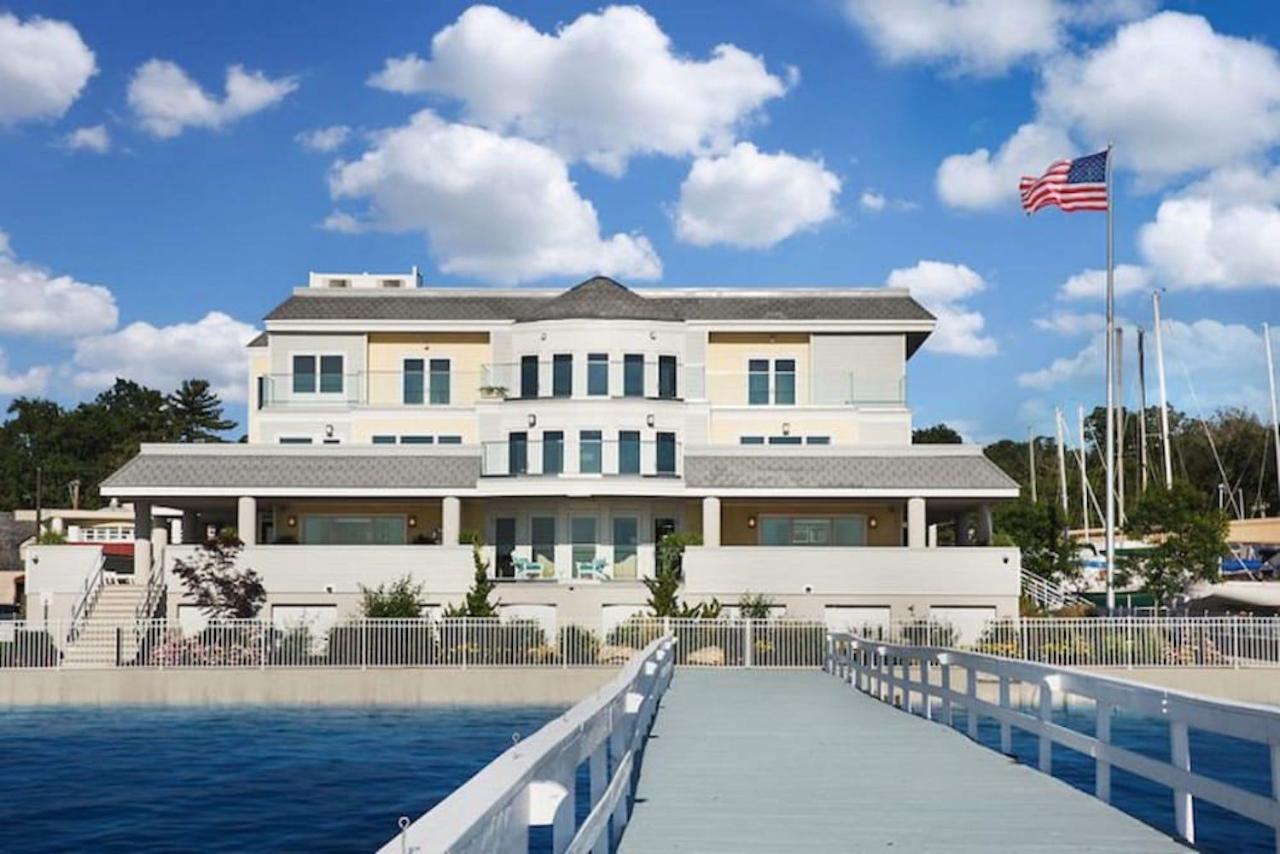 Knickerbocker Yacht Hotel Port Washington 外观 照片