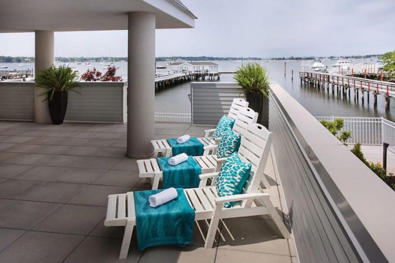 Knickerbocker Yacht Hotel Port Washington 外观 照片